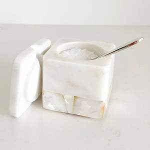 Sucrier en marbre blanc de forme et de taille personnalisées avec cuillère polie miroir métallique Conteneur à sucre en marbre attrayant - Product Image 2