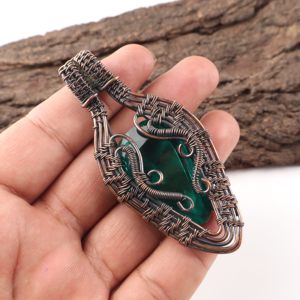 Colgante de Moda de Cobre con Cuarzo Esmeralda Verde en Forma de Pera, Envuelto en Alambre, Plata Oxidada Personalizada para Fiesta de Compromiso - Product Image 2