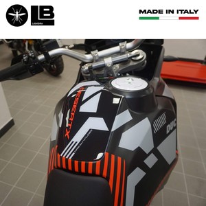 Adesivi Protettivi per Serbatoio su Misura Compatibili con Ducati DesertX 2023-5 - Product Image 4