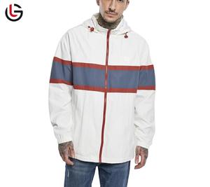 Veste coupe-vent pour homme en gros, nouvelle collection streetwear 2025, personnalisable, devant surélevé, imperméable, respirante, écologique, haute qualité - Product Image 1