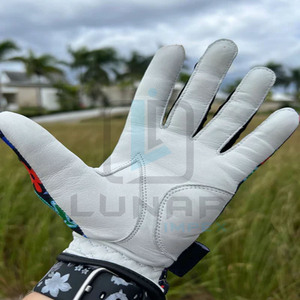 Meilleure performance Conception de fleurs sublimées 3D sur la couverture de main de golf en cuir Cabretta pour femmes avec gants de golf respirants - Product Image 5