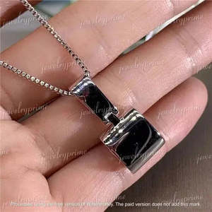 Colgante de lujo para mujer con diamante creado en laboratorio de corte redondo de 2.00 quilates de calidad AAA+ en oro blanco de 14K sobre Cus-Jew66 - Product Image 3