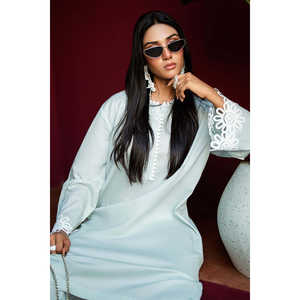 Conjunto coordinado de chifón verde ondulado y arrugado estilo bohemio para mujer de Cameo para primavera/verano - Product Image 1