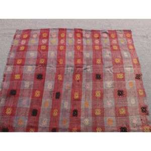 Tapis de 3,9 x 6,4 pieds, tapis turc vintage, tapis en laine rouge à imprimé animal - Product Image 4