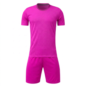 Conjunto de Camiseta de Fútbol de Poliéster Rosa para Hombre, Cuello Redondo, Manga Corta, Absorbe la Humedad, para Todas las Temporadas, Corte Regular, Color Sólido - Product Image 1