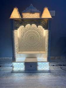 Losa Natural de mármol Makrana tallada a mano, intrincadas tallas indias, iluminación incorporada para el hogar, templo, superficie pulida, sala de estar - Product Image 3