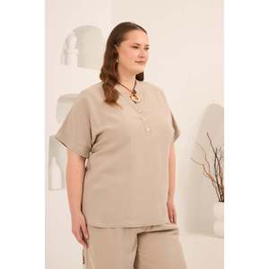 Chemisier en modal à boutons sur le devant, grande taille, couleur crème - Product Image 2