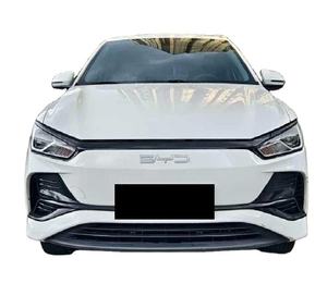 E-2 2024, Portaequipajes Metálico Automático con Asientos de Cuero, Batería de Litio, Características Premium, Autonomía NEDC de 601-700 km, Motor de 200-250 kW - Product Image 1