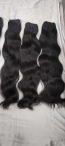 Nous sommes spécialisés dans les cheveux humains bruts non traités du temple du sud de l'Inde, tous les cuticules sont alignés, les cheveux sont très soyeux, brillants et lisses. - Product Image 5