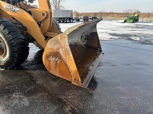 Chargeuse compacte CASE 621F 2016 avec capacité de 400 tonnes, roulement et moteur - Product Image 5