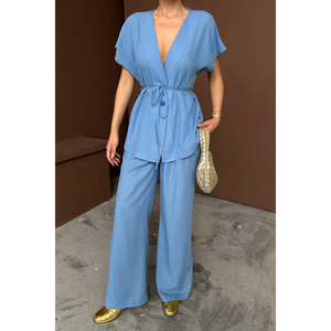 Conjunto de Blusa y Pantalones de Lino para Mujer, Cuello en V, Cintura con Lazo, Color Azul - Product Image 5