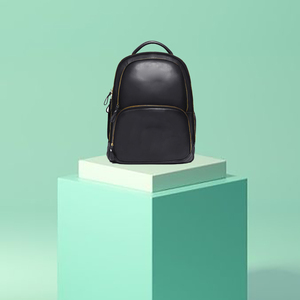 Mochila Impermeable Vintage para Mujer, Forro de Cuero Genuino, Protección RFID, Capacidad de 20-39L, Cierre de Panel - Product Image 6