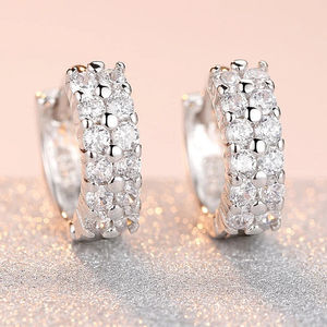 Boucles d'oreilles Hip Hop de luxe en argent 925 et or blanc 18 carats pour femmes Certifié IGI VVS Moissanite Diamant Style élégant - Product Image 2