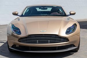 รถมือสองปี 2019 Aston Martin DB11 Coupe วิ่ง 11400 ไมล์ เครื่องยนต์ V8 ทวินเทอร์โบ 503 แรงม้า สี Selene Bronze - Product Image 2