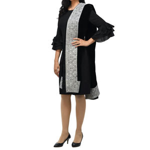 ผ้าคลุมไหล่กำมะหยี่สำหรับผู้หญิงอุปกรณ์เสริมสำหรับฤดูหนาวสำหรับผู้ใหญ่ขนาดปรับแต่งโลโก้ได้ตามต้องการ - Product Image 4