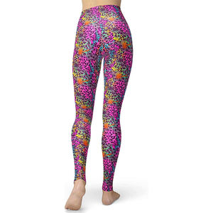 กางเกงโยคะผู้หญิงทรงตรง ผ้าเนื้อแน่น ระบายอากาศ แห้งเร็ว น้ำหนักเบา ยืดหยุ่น ปรับแต่งได้ ขายส่ง ผลิตในปากีสถาน - Product Image 4