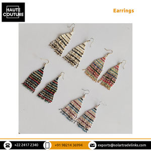 Diseño de moda Tiras multicolores Delicas Miyuki Beads Made 6cm de largo Pendientes ligeros para mujer Disponibles en cantidad a granel - Product Image 5