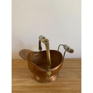 Antique Finished Copper <b>Coal</b> Bucket with Intricate Detailing & Perfect for a Classic Fireplace Accessory That Offers Style - Product Image 2