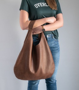 Bolso bandolera de cuero genuino para mujer, monederos y bolsos Hobo con logotipo en relieve y cierre de cremallera, 2017 - Product Image 6