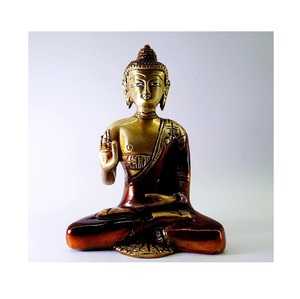 Esculturas de latón con acabado antiguo para decoración del hogar que muestran un rico patrimonio cultural y elegantes interiores de habitaciones - Product Image 1