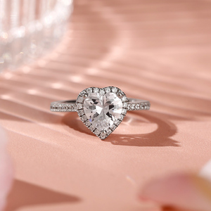 แหวนคู่รักทรงหัวใจแบบ Halo ชุบโรเดียม เงินสเตอร์ลิง ยี่ห้อ Jeulia - Product Image 4