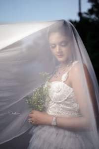 ผ้าทูลล์เจ้าสาวสุดหรูหราประดับเลื่อม ลูกปัด และมุก สำหรับชุดแต่งงานสไตล์ยุโรป ชุดเดรสสุภาพสตรีสุดสง่างาม - Product Image 5