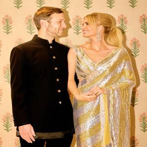 Nouveauté : Sari indien traditionnel exclusif en géorgette douce avec broderie, travail de séquence Zari, sari élégant pour mariage - Product Image 6