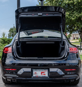 Berline électrique de luxe 2023, double moteur, transmission intégrale, batterie lithium 90-110 kWh, cuir foncé, 402 ch, véhicule haute performance, autonomie >700 km - Product Image 5