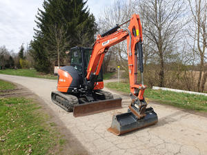 หัวถังไฮดรอลิก Huade ใช้งานได้หลายฟังก์ชันสำหรับรถขุดตีนตะขาบของ Kubota - Product Image 6