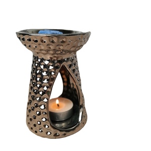 Pot de cire parfumée martelé Design simple poli miroir Récipient de cire fait main Stockage idéal pour la maison et la décoration de cadeaux - Product Image 1