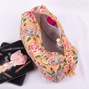 Set of 3 Vintage Cotton Quilted Eco-Friendly Waterproof <b>Makeup</b> <b>Storage</b> Case Zipper Closure Small Large Capacity-Free Shipping - Product Image 3