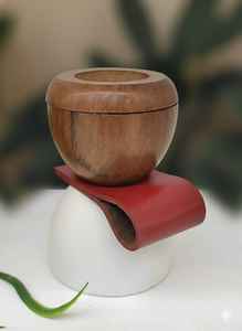 Los quemadores mostrados en las imágenes son quemadores de incienso de madera modernos, hechos a mano y de primera calidad, diseñados con una fusión perfecta de artesanía. - Product Image 4