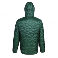 Veste coupe-vent en Cordura imperméable élégante et personnalisée pour homme |   Veste softshell d'extérieur légère et isolante en matériau recyclé, grande taille