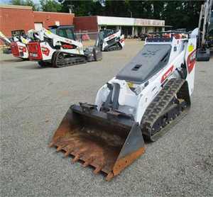 Precio de Fábrica para Minicargadora S70 con Retroexcavadora, Bomba Hidráulica MOOG de 500 Toneladas - Product Image 1