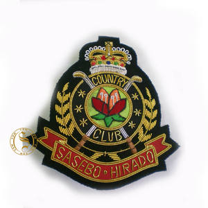 Insigne de broderie brodé à ressort en fil d'aluminium pur insigne de couronne de dentelle de bagages de mode brodé à la main - Product Image 1