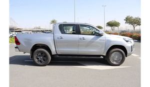 <span class=keywords><strong>Hilux</strong></span> 4x4 Pick-up d'occasion <span class=keywords><strong>2022</strong></span> avec sièges en cuir, régulateur de vitesse adaptatif, transmission intégrale, automatique, 5 places à <span class=keywords><strong>prix</strong></span> avantageux - Product Image 6