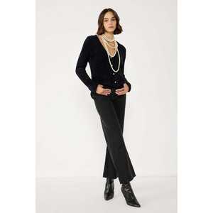 Cárdigan de punto suave con botones de perlas - Product Image 3