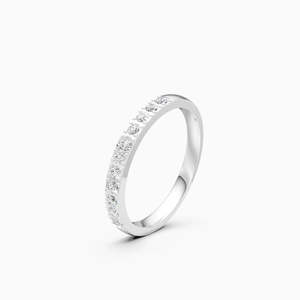 Anillo de compromiso con diamantes cultivados en laboratorio, estilo media eternidad, de 0.24 quilates, en oro amarillo, blanco y rosa de 9 quilates. - Product Image 1