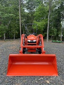 ซัพพลายเออร์ที่ดีที่สุด รถแทรกเตอร์ Kubota L3302 มือสองราคาถูก 33 แรงม้า ขับเคลื่อน 4 ล้อ รถแทรกเตอร์ขนาดเล็ก เครื่องยนต์ดีเซล ระบบไฮโดรสแตติก พร้อมที่ตักด้านหน้าสำหรับขาย - Product Image 2