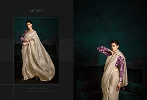 Saree en soie concassée douce avec broderie de créateur Bordure travaillée Style pakistanais Tenue de mariage et de fête pour femmes - Product Image 3