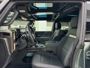 GCMMC Homer EV 2023, Neumáticos, Batería de Litio, Asientos de Cuero, Cámara Trasera, Tracción en las Cuatro Ruedas, Techo Solar Panorámico - Product Image 2