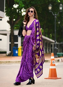 Lancement d'une incroyable collection de saris en soie sat-tin japonais pour adultes - Product Image 3