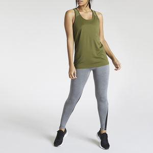 Custom logo factory made Heavyweight material women clothing cropped hoodie Slim Fitted <b>Long</b> <b>Sleeve</b> <b>Crop</b> Top Fitness Hoodie - Product Image 2