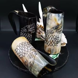 Mug en corne écologique de style animal viking fait à la main avec un détail de dragon sculpté - Product Image 3