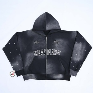 Sweat à capuche zippé personnalisé en coton 100% avec strass et logo brodé, 450 GSM, épais et lourd, style streetwear pour hommes - Product Image 4