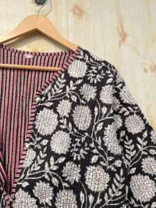 Chaqueta de algodón de Jersey acolchado con estampado de bloque de mano indio para mujer, estampado Floral, prendas de vestir exteriores informales, botones, Reversible para todas las estaciones - Product Image 2