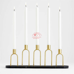 Portavelas de Aluminio Hecho a Mano con Acabado Dorado y Votivo de Vidrio - Product Image 2