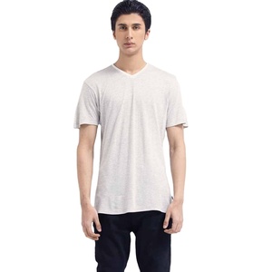 T-shirt en jersey imprimé personnalisé unisexe T-shirt en coton peigné à manches courtes avec sublimation et col rond pour hommes en vente de gros - Product Image 1
