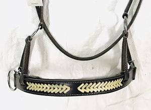 อุปกรณ์ขี่ม้าสีดำแบบตะวันตกหนังแท้ทำด้วยมือคุณภาพระดับพรีเมี่ยมพร้อมการแกะสลักแบบกำหนดเอง - Product Image 3