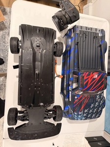 NUEVO Coche RC de Juguete con Cámara Wi-Fi, Modelo Infraction Escala 1/7 6S BLX V2, Camioneta Todoterreno 8725, 3 Años de Garantía - Product Image 3